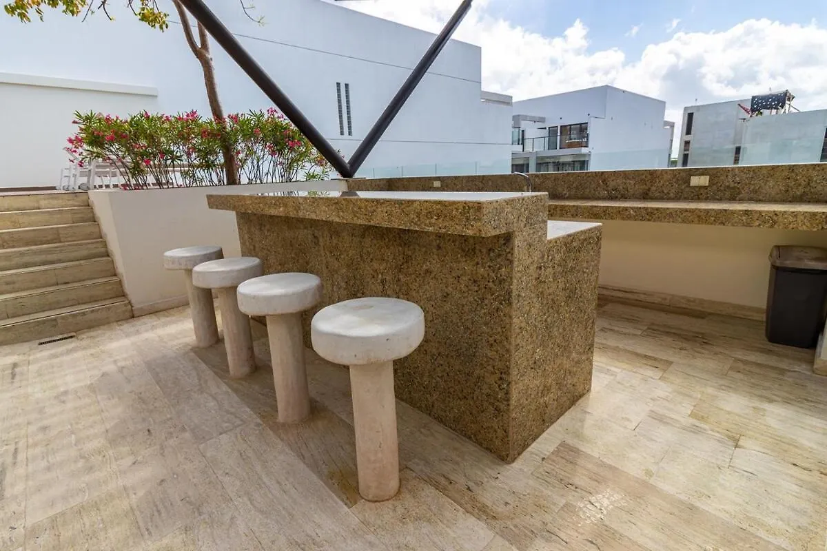Charming 1 Bedroom Apartment Near 5Th Ave - Lcondos 202 Playa del Carmen Mexico